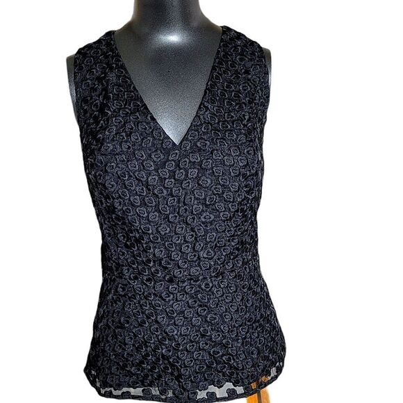 Ann Taylor  - Picture 1 of 8